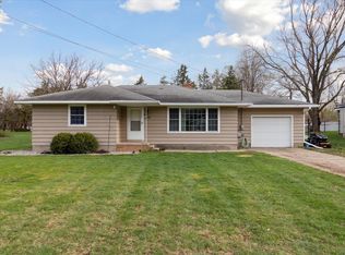 110 Sexton Rd, Breckenridge, MI