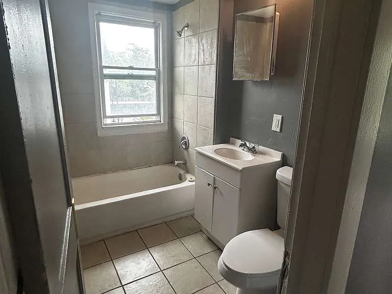 11506 Ohlman Ave #2 — Photo 3