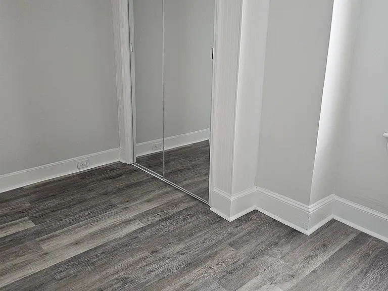 107 Paxson Ave — Photo 14