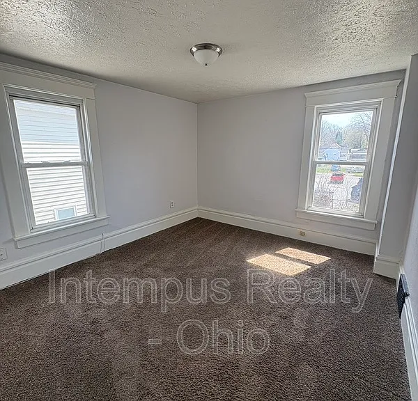 356 Rankin St — Photo 17