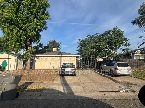 Circuit Drive 1006, 1006 Circuit Dr #B-1, Roseville, CA 95678
