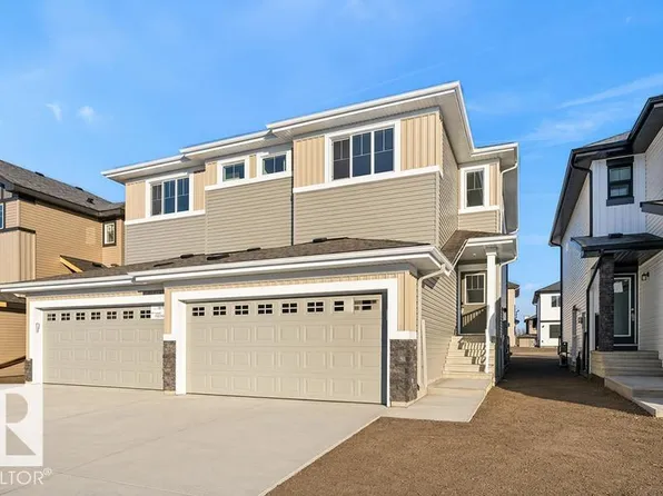 920 18th Ave NW, Edmonton, AB T6T 2N2