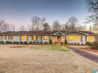 2501 Shades Crest Rd, Vestavia Hills, AL 35216