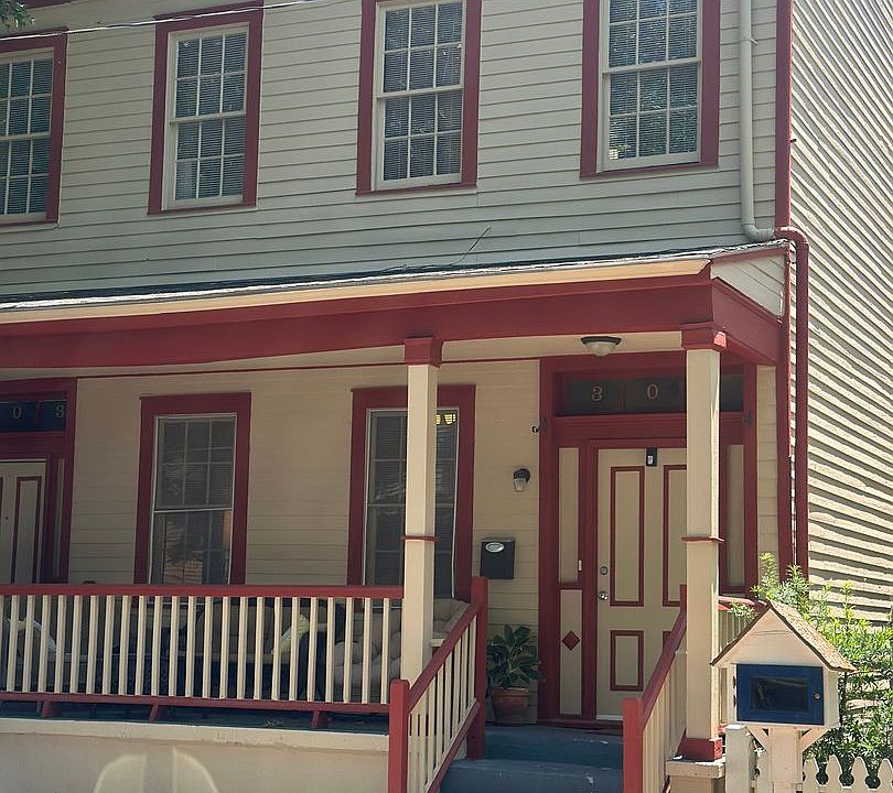 1st image of 305 W Waldburg St
