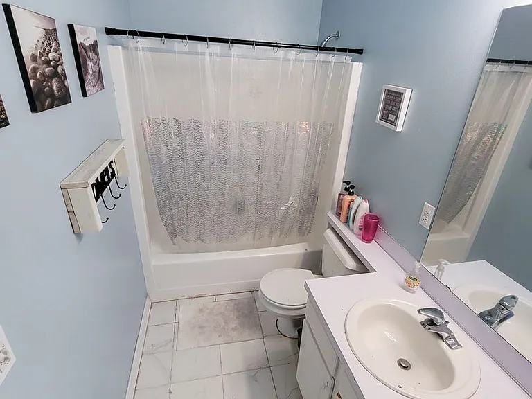 3818 N Bennett St — Photo 10