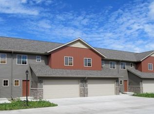 3637 S 20th St, Grand Forks, ND 58201