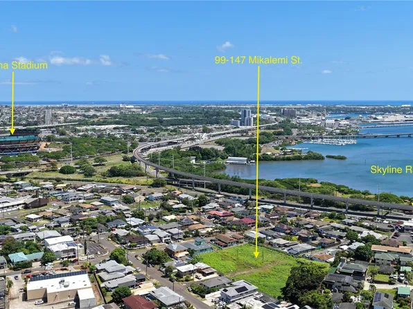 99-147 Mikalemi St, Aiea, HI 96701