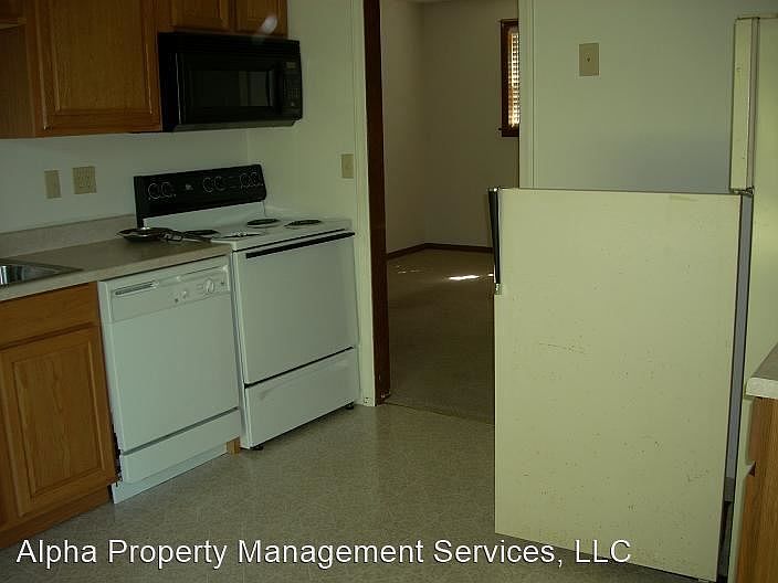 2nd image of 206 N Grant Ave #2847031