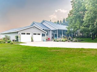 12480 212th Ave NE, New London, MN 56273