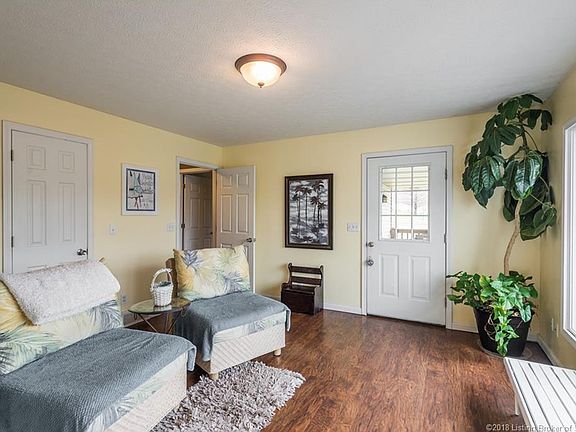 5th image of 1007 E Market St