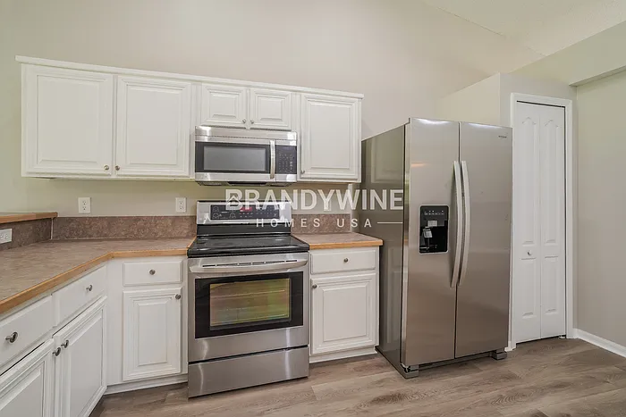 3159 Wavering Ln — Photo 6