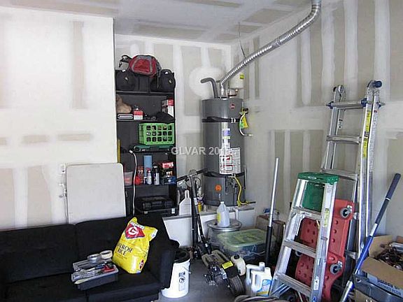 3rd image of 7644 Ashby Gate St
