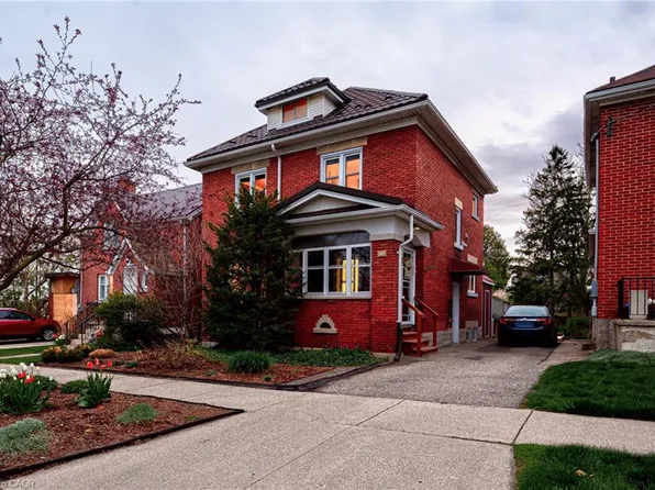 16 Borden Ave N, Kitchener, ON N2H 3J1