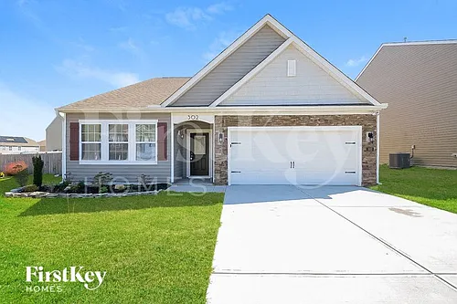 302 N Great White Way Photo 1
