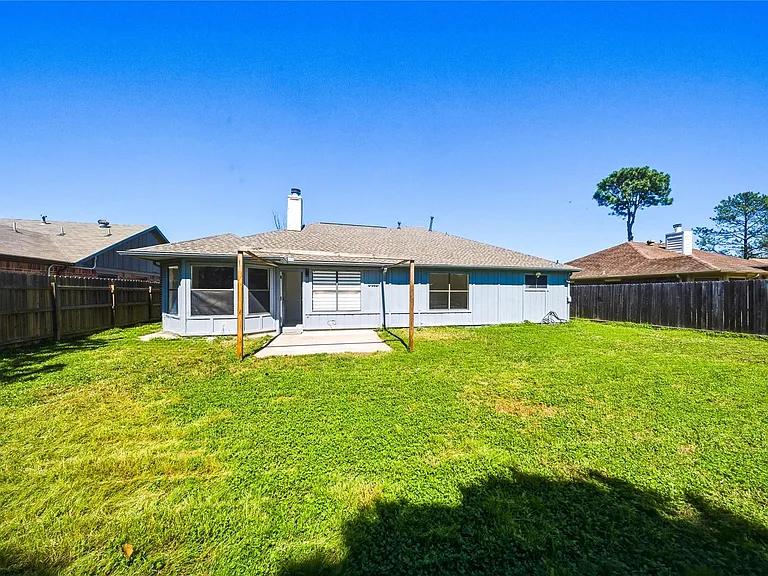19519 Mallard Lake Ln — Photo 27