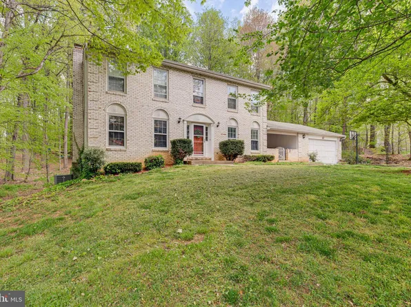 5364 Wade Ln, Woodbridge, VA 22192