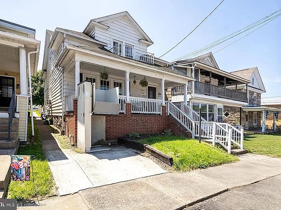 4th image of 212 E Sunbury St