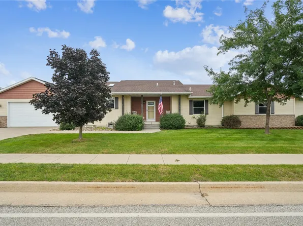 285 Jappa Rd, Ely, IA 52227