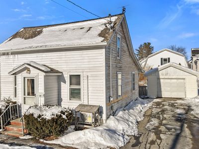 59 Thatcher Street, Bangor, ME, 04401