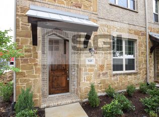 545 Royal Ln, Irving, TX 75039
