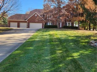 4208 Cherrywood Ct, West Des Moines, IA 50265