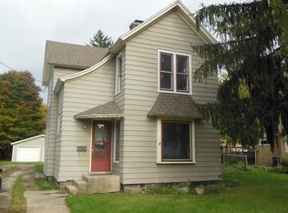 211 E Delaware St, Decatur, MI 49045