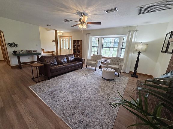 5th image of 3645 Slaughter Rd