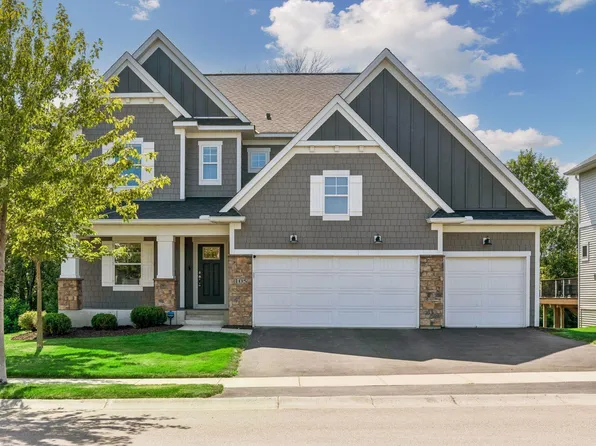 105 Maple Ter, Waconia, MN 55387