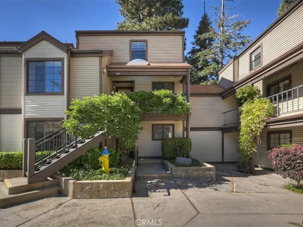 103 Village Rd, Lake Arrowhead, CA 92352