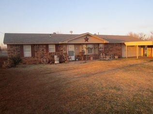 569 W Old Fred Rd, Chickasha, OK 73018