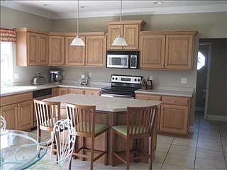 2nd image of 3505 Matthew Dr