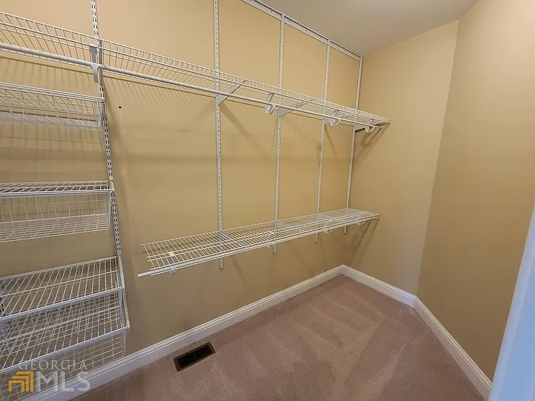 125 Farmington Dr — Photo 11