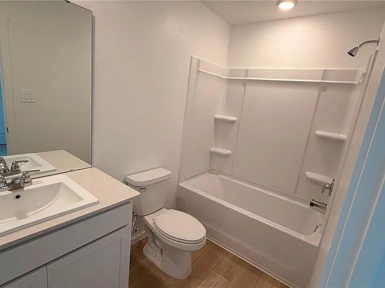 806 Lynx St — Photo 26