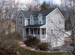 2 Summerfare St, Hooksett, NH 03106