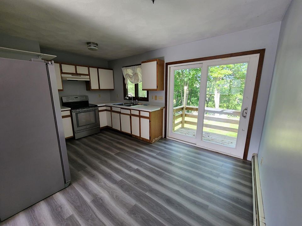 1st image of 28 Riverdale Ave APT B