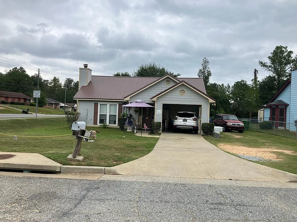 5801 Cameo Ct photo 1