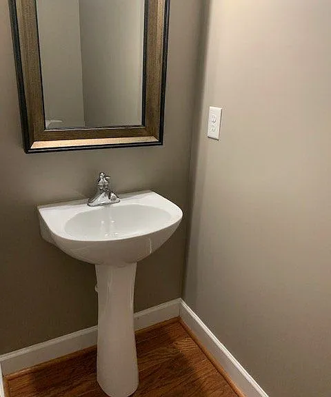 1801 Fox Den Way — Photo 8