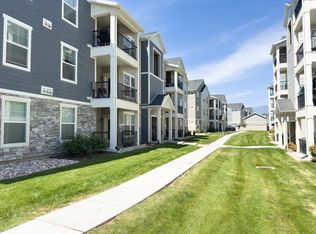 1772 W Terra Vista Ln #G102, Saratoga Springs, UT 84045