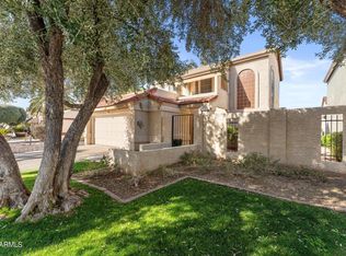 426 E Taro Ln, Phoenix, AZ 85024