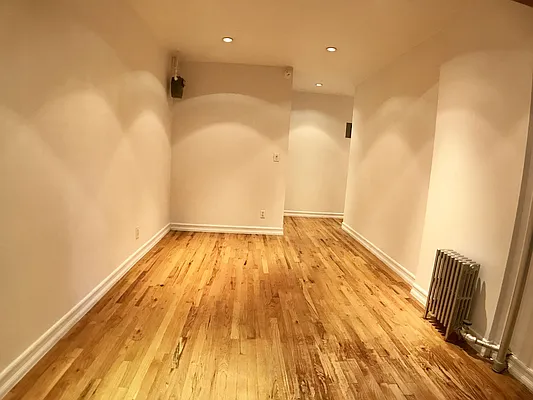 Rented by Ink Realty Services LLC | media 31