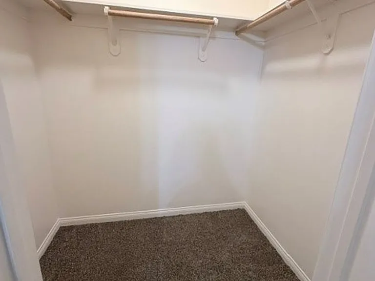 3603 Chisholm Trail Ave — Photo 2
