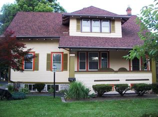 202 Potters Rd, Buffalo, NY 14220