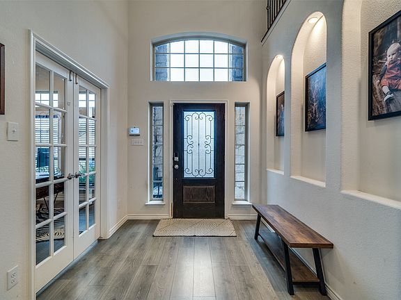 2nd image of 2053 Tahoka Ln