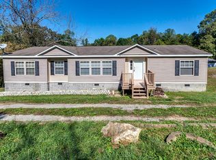 525 Hollingsworth Ln, Clinton, TN 37716