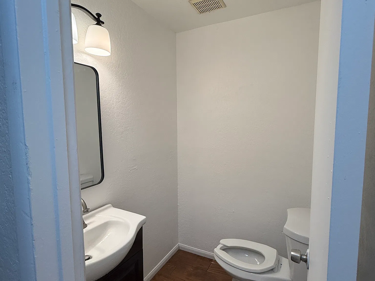 4880 Mitchell Ave — Photo 3