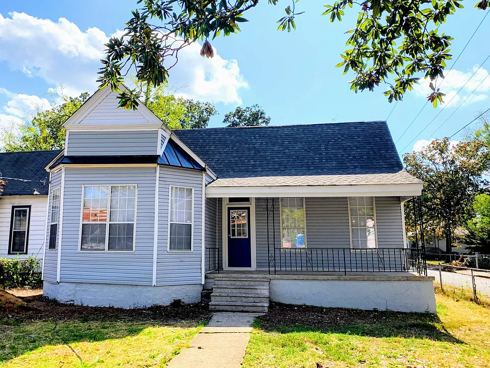 2400 Union Ave