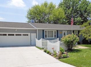 520 Westbourne Rd, Waterloo, IA 50701