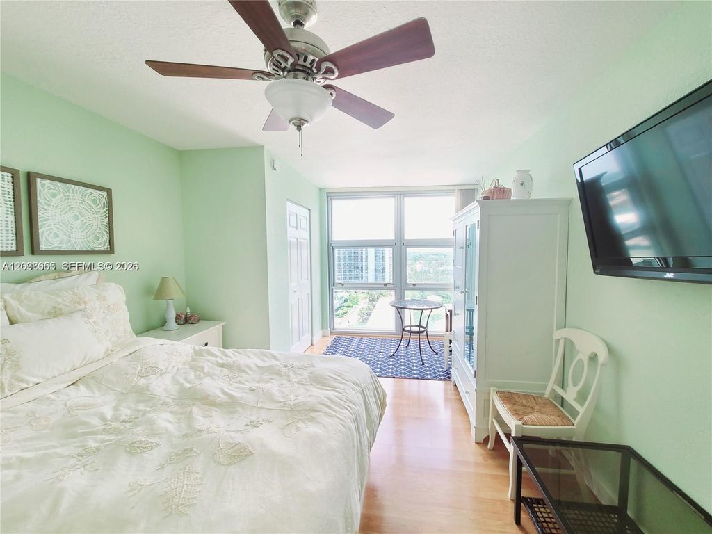 531 N Ocean Blvd APT 1102, photo 6