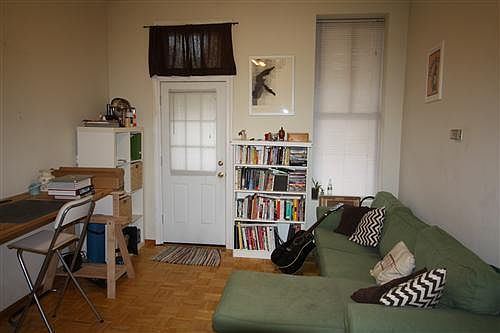 1st image of 1844 W Augusta Blvd APT 1R