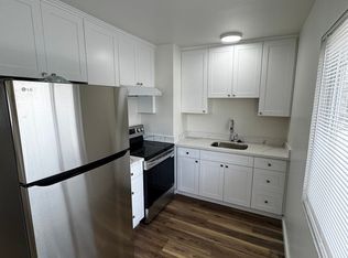 1415 S B St APT E, San Mateo, CA 94402
